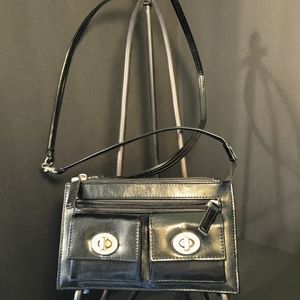 Black Cross Over Purse/Bag/Hand Bag⭐